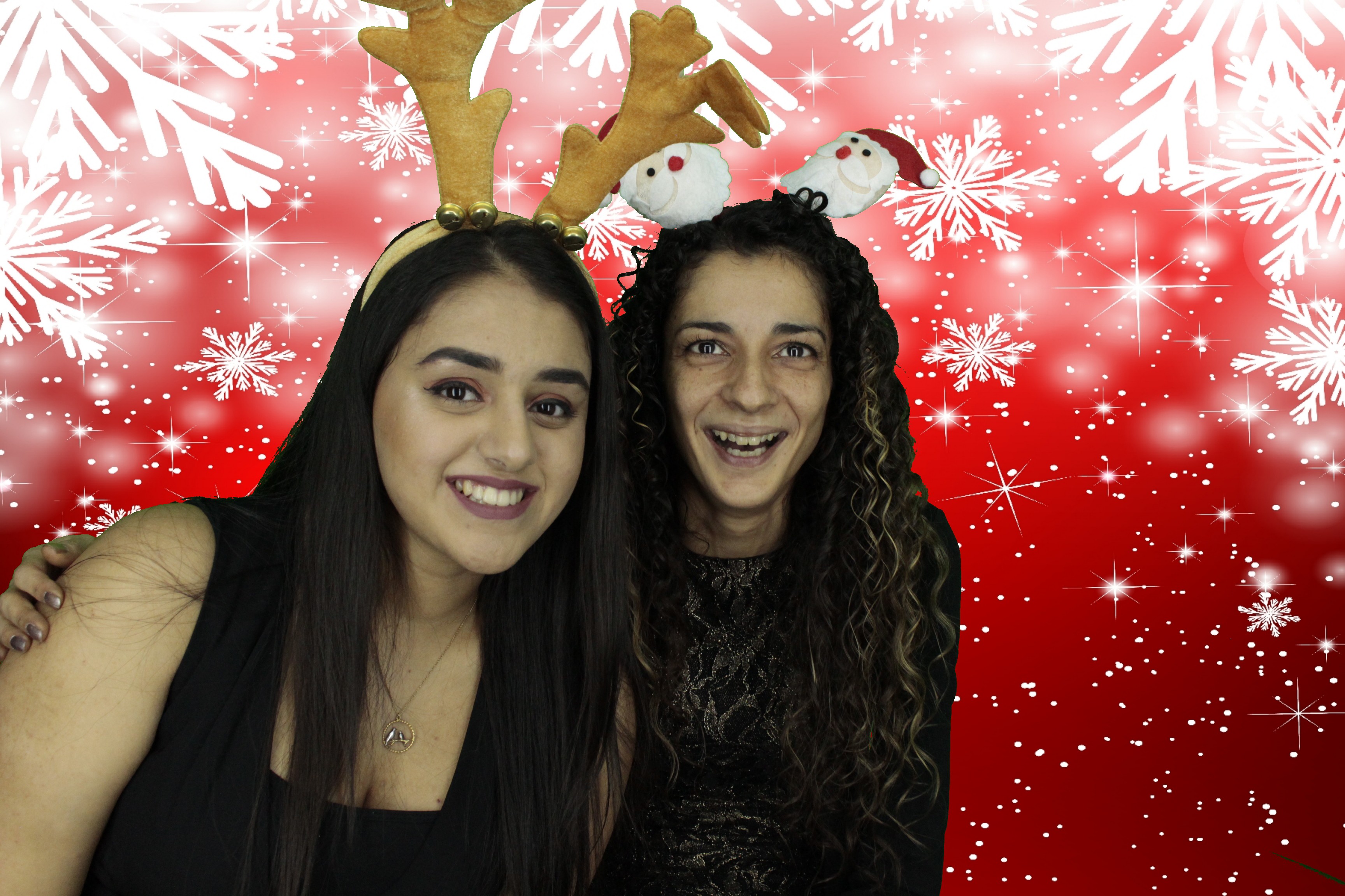 Silvermere Christmas Party | View more photos from the event at gallery.myphotoboothexperience.co.uk/u/MyPhotoBoothExperienceLtd/Silvermere-Christmas-Party-3